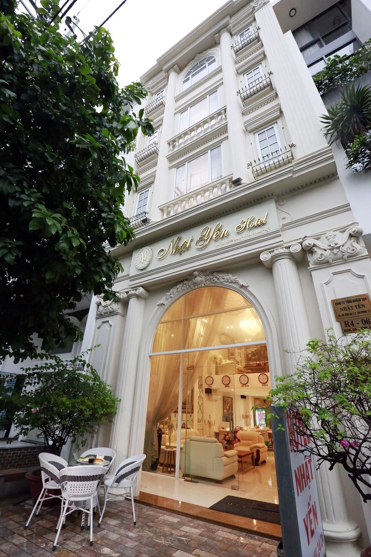 Saigon By Night Nhat Yen Hotel Ho Chi Minh City